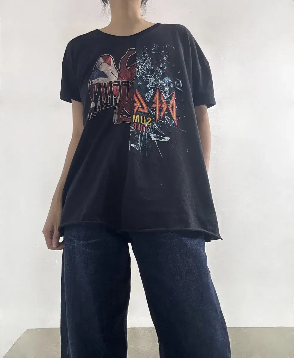 77circa T-shirt